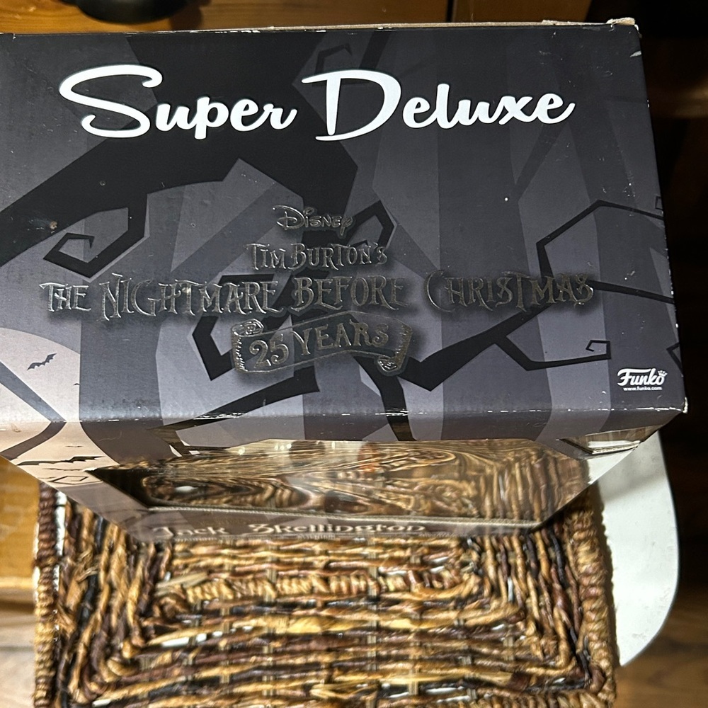 Jack Skellington Super Deluxe Black and White Figure Set BN - Picture 3 of 5